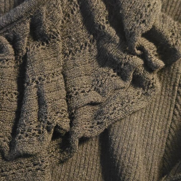 Ralph Lauren Black Label Ruffle Sweater M – Dark Academia Whimsygoth Quiet Luxe - Picture 9 of 11